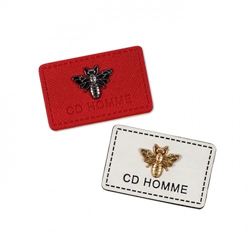Бирка пришивная "CD-HOMME" 1/25 шт Бирка пришивная "CD-HOMME" 1/25 шт